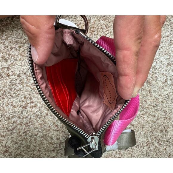 ShortyLOVE Phone Crossbody Bag in Army Green & Pink, NWT - Picture 5 of 10